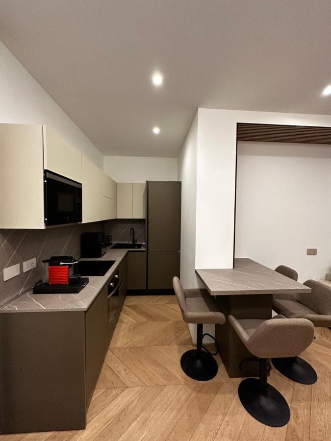 Bilocale Luxury A 50 Mt Dalla Stazione Di Milano Διαμέρισμα Εξωτερικό φωτογραφία