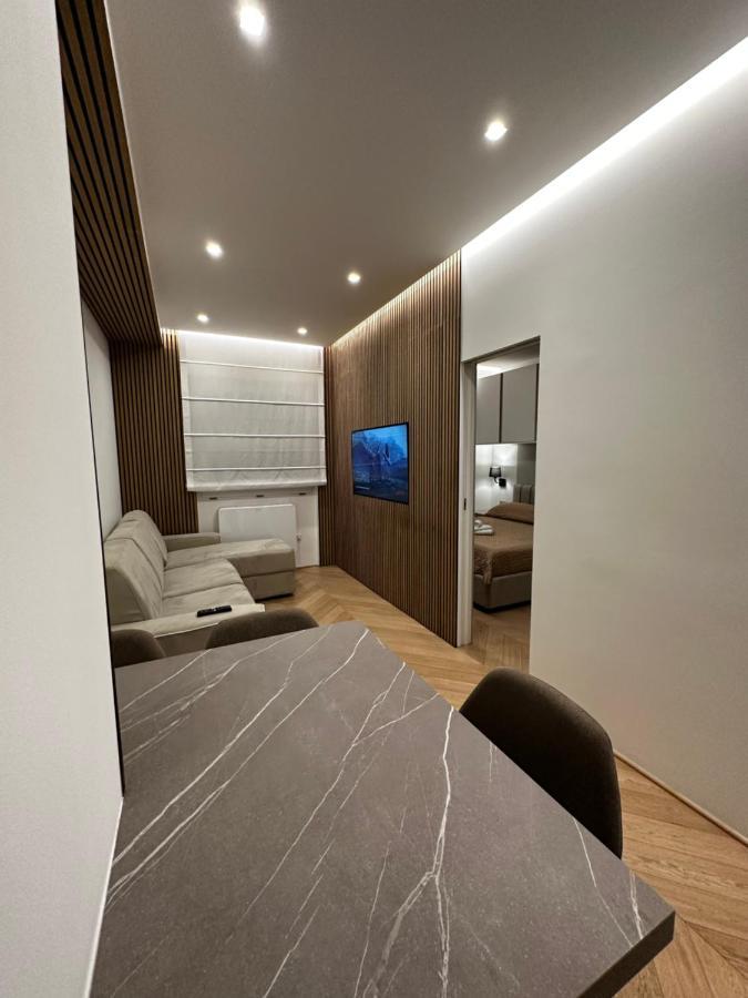 Bilocale Luxury A 50 Mt Dalla Stazione Di Milano Διαμέρισμα Εξωτερικό φωτογραφία